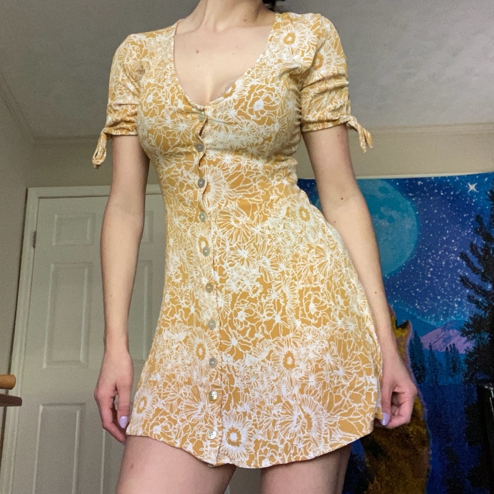 Rip Curl Sundress Yellow Flower Pattern Mini Dress